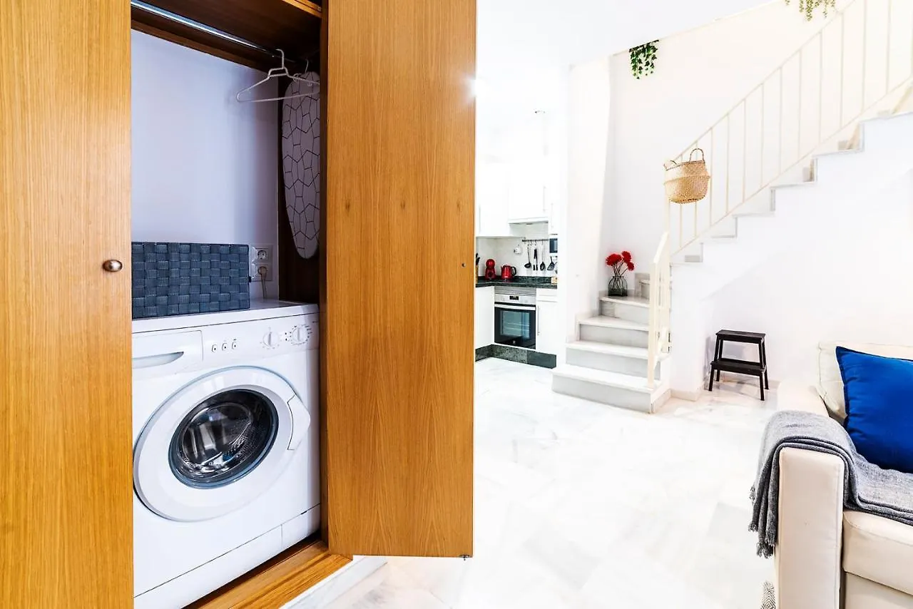 Alohamundi Velarde II Apartment Seville Spain